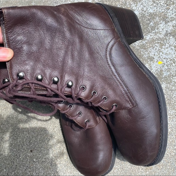Vintage 90s lace up Brown Leather Boots 8 - Picture 3 of 15
